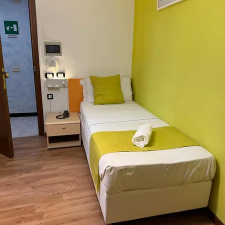 Veronese 3* ג'נובה