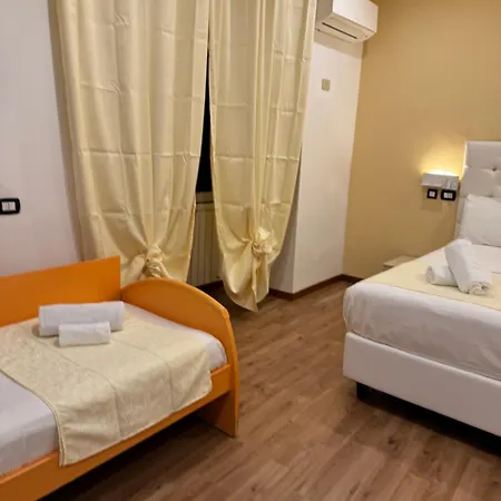 Veronese Hotel