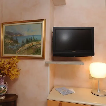 Veronese 3* ג'נובה