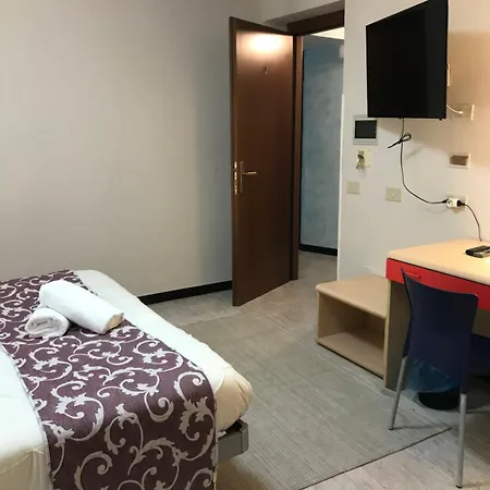 ホテル Veronese 3*